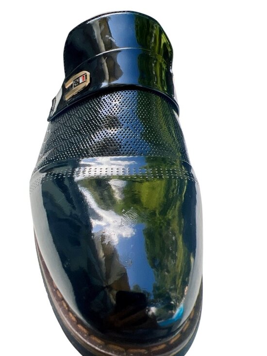 Mens Black Patent Leather Dress Shoes With Gold Buckle Detail Size 46 main image 6